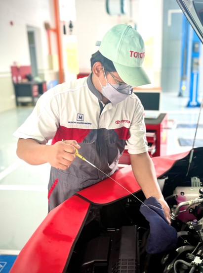 Toyota-Myanmar-Sales dealer3